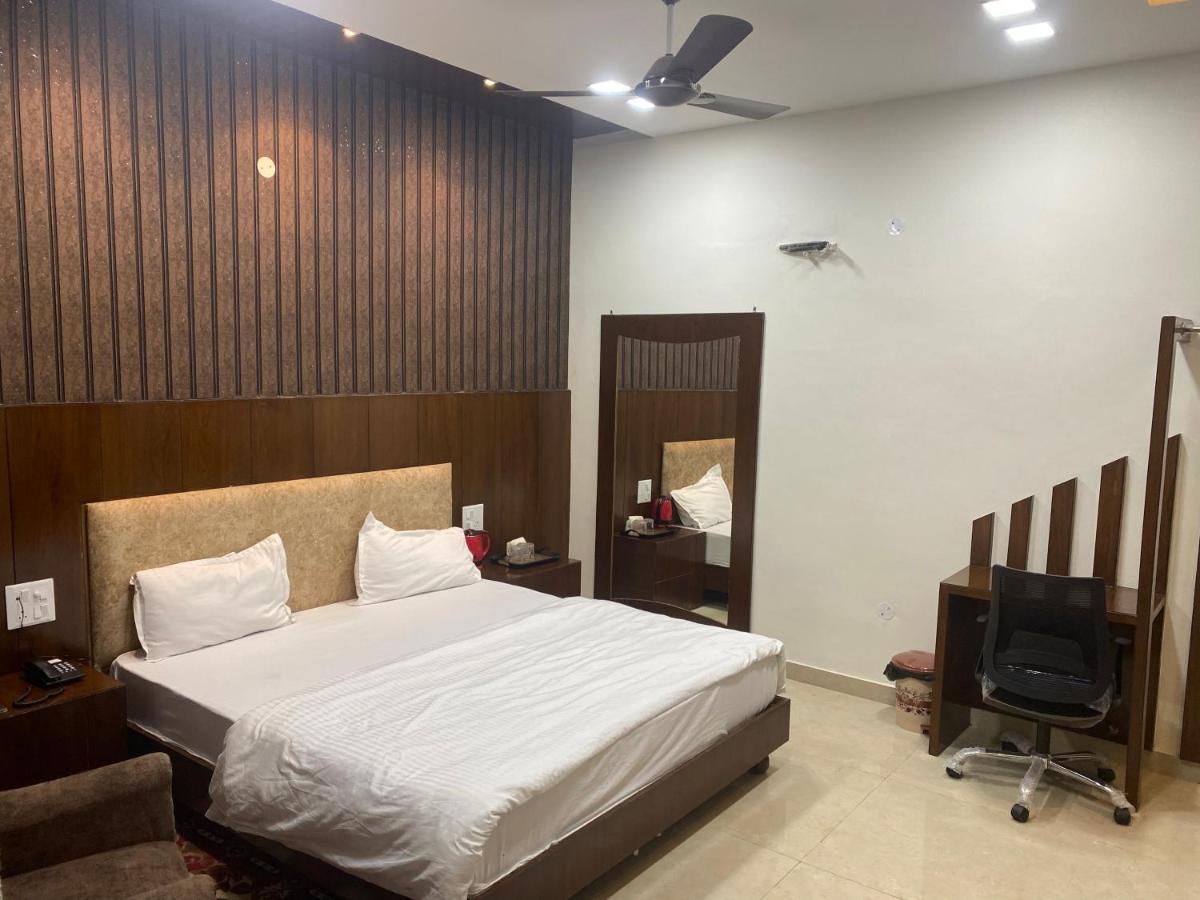 Hotel Temple View Inn Anandpur Sahib Экстерьер фото