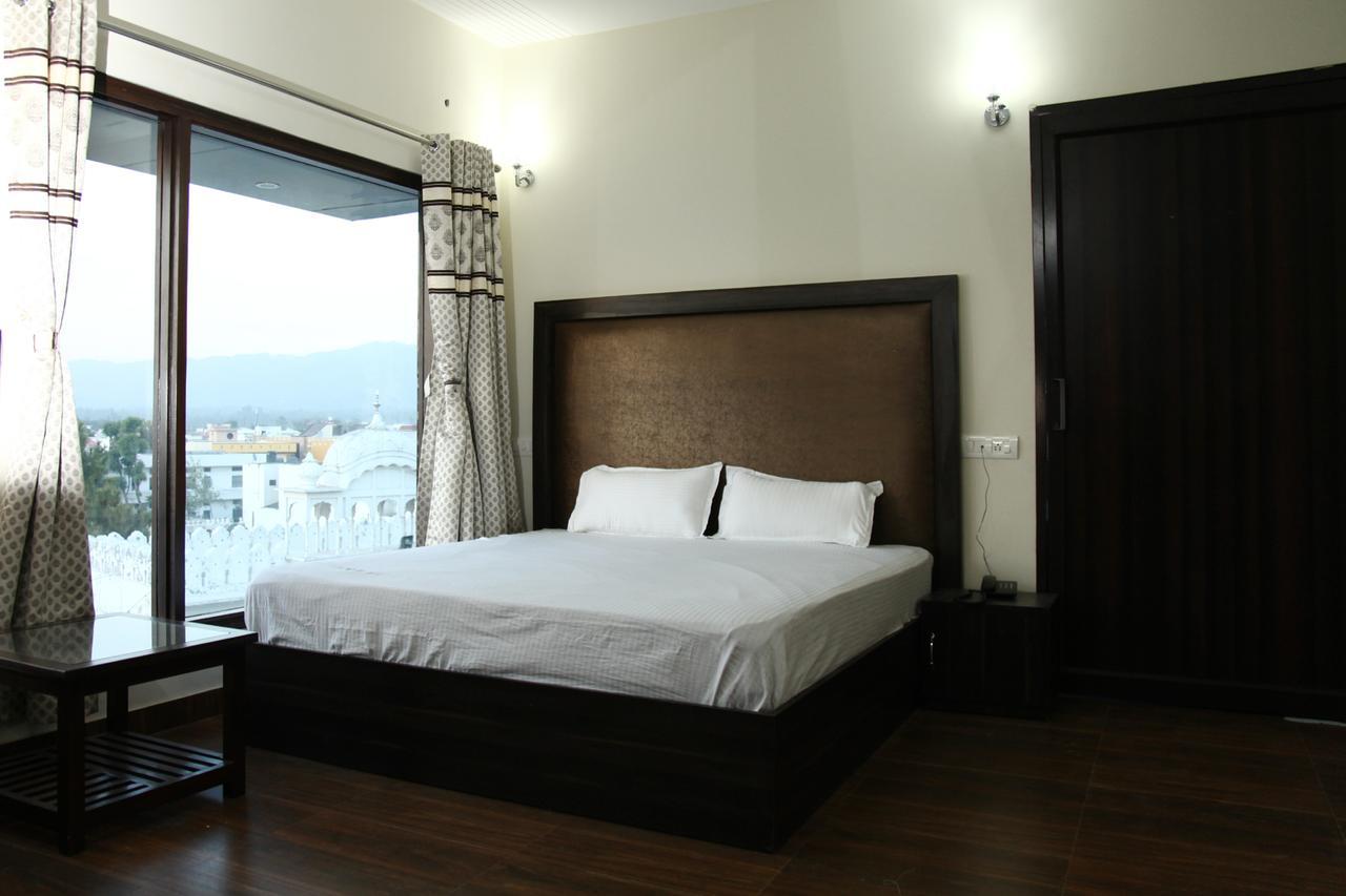 Hotel Temple View Inn Anandpur Sahib Экстерьер фото