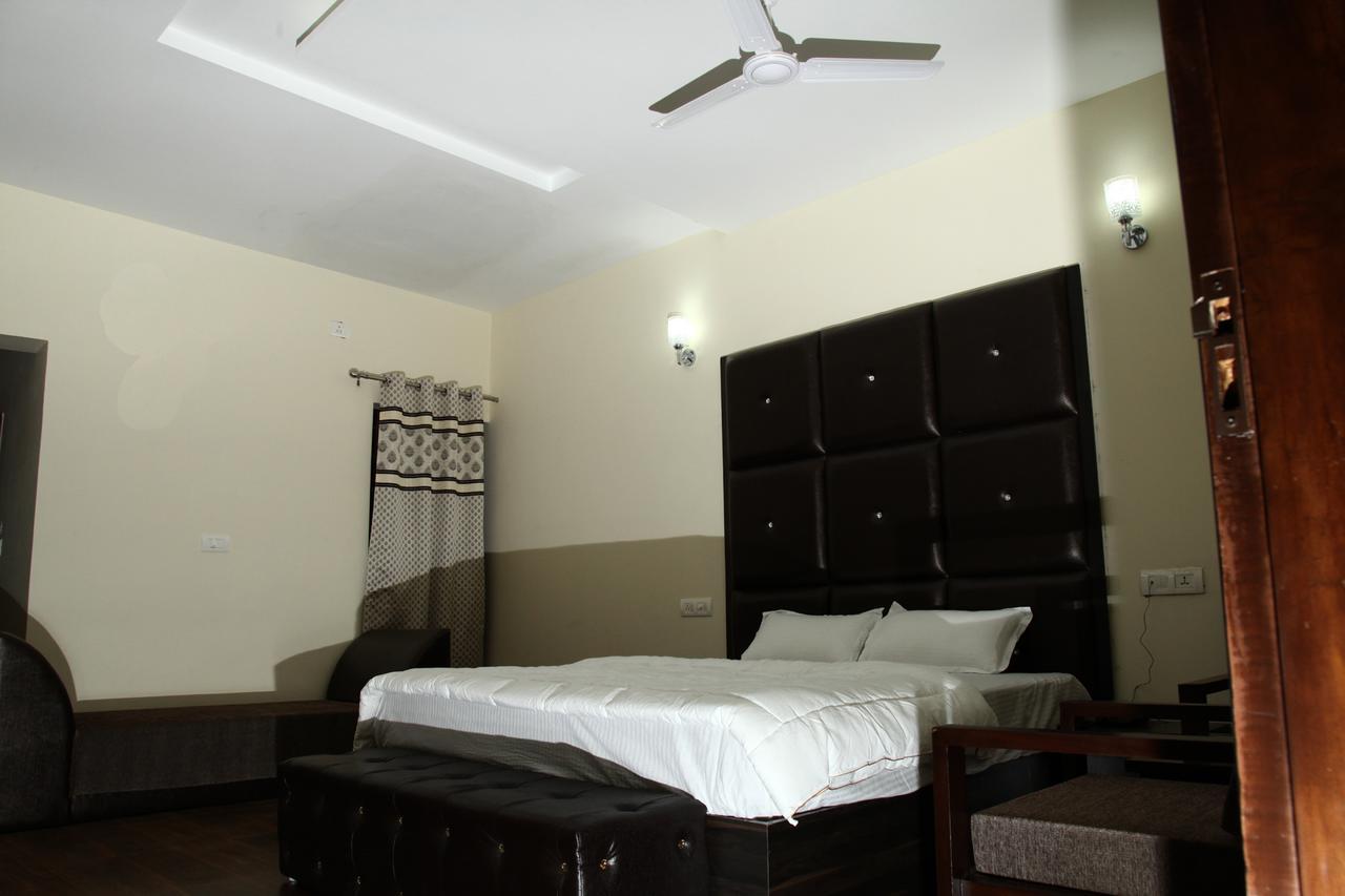 Hotel Temple View Inn Anandpur Sahib Экстерьер фото