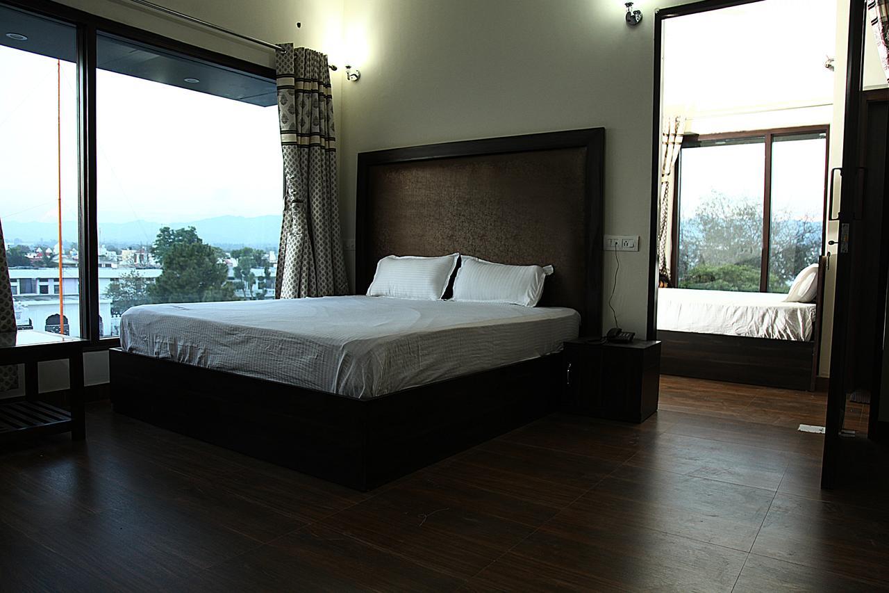 Hotel Temple View Inn Anandpur Sahib Экстерьер фото