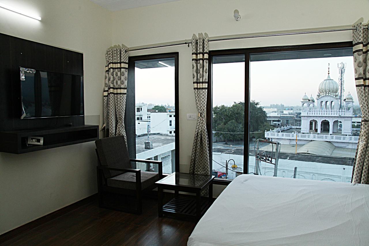 Hotel Temple View Inn Anandpur Sahib Экстерьер фото