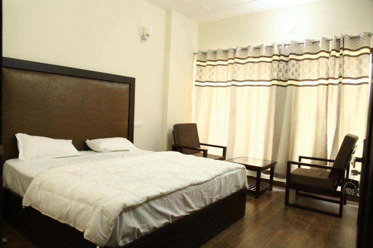 Hotel Temple View Inn Anandpur Sahib Экстерьер фото